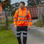 Veiligheidssweatervest met capuchon — productfoto 2