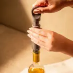 Vacu Vin Wine Saver Loop wijnvacuümpomp — productfoto 3