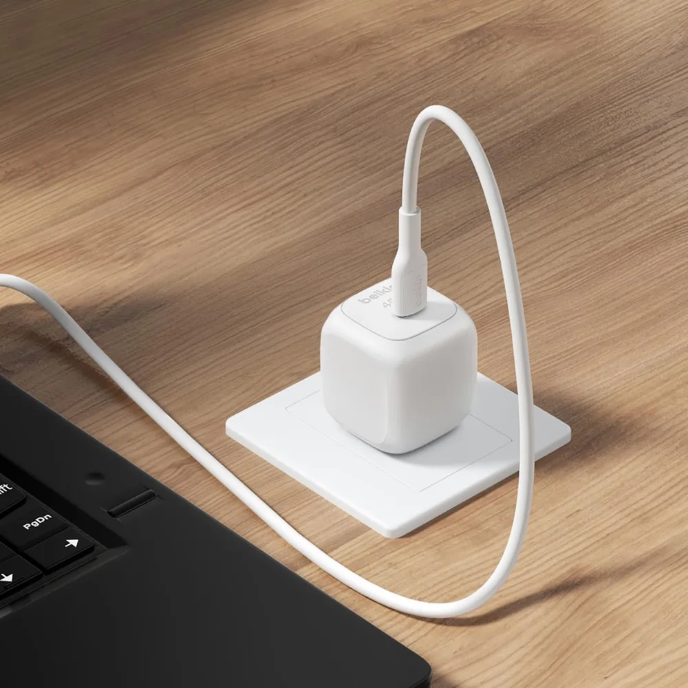 USB-C Fast Charger Belkin 45W Custom PD PPS Recycled Cable — product photo 9