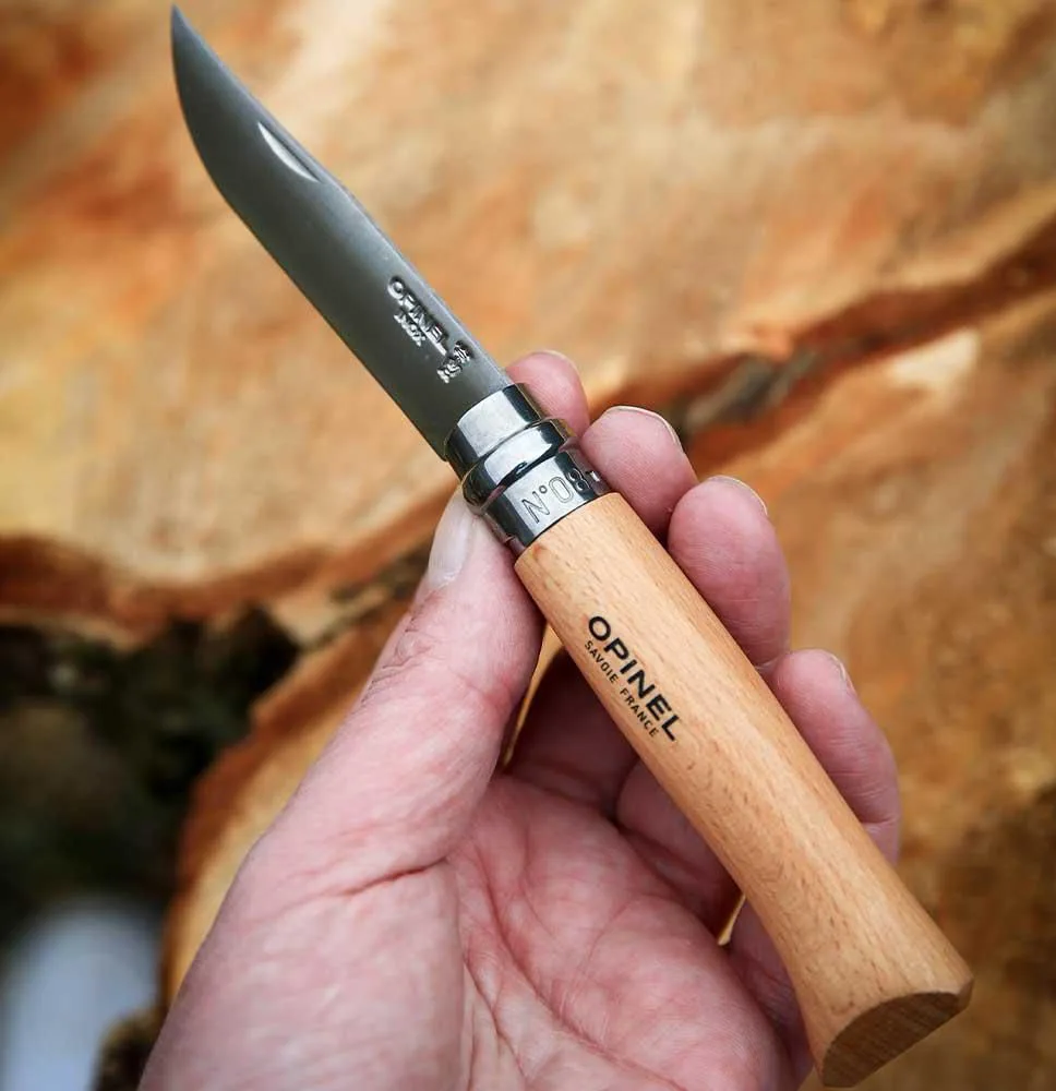 Opinel Inox No 08 zakmes in een riemetui — productfoto 6