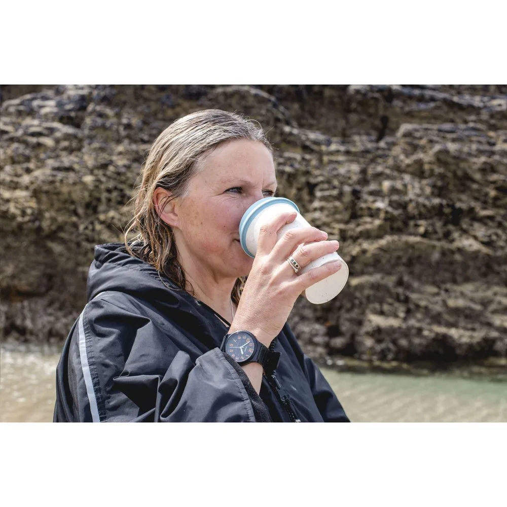 CircularCo Recycled Now Cup 340 ml koffiebeker productfoto 2 - Bidons & Shakers Circular&Co Recycled Now Cup 340 ml koffiebeker — productfoto 2