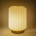 Coollux vouwbare papieren LED lamp Aurora op houten voet, 22cm — productfoto 4