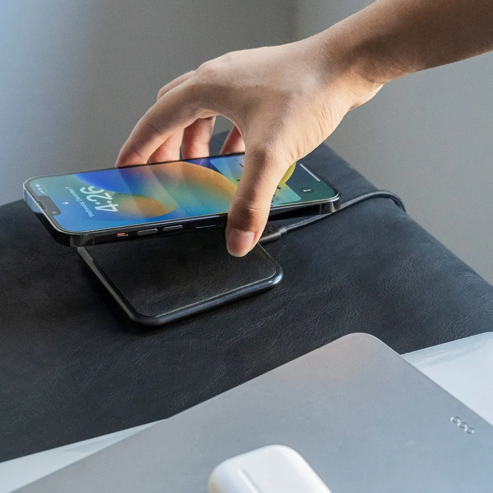 2259 | Xoopar Iné Wireless Fast Charger - Recycled Leather 15W productfoto 8 - Hidalgo-werbeartikel 2259 | Xoopar Iné Wireless Fast Charger - Recycled Leather 15W — productfoto 8