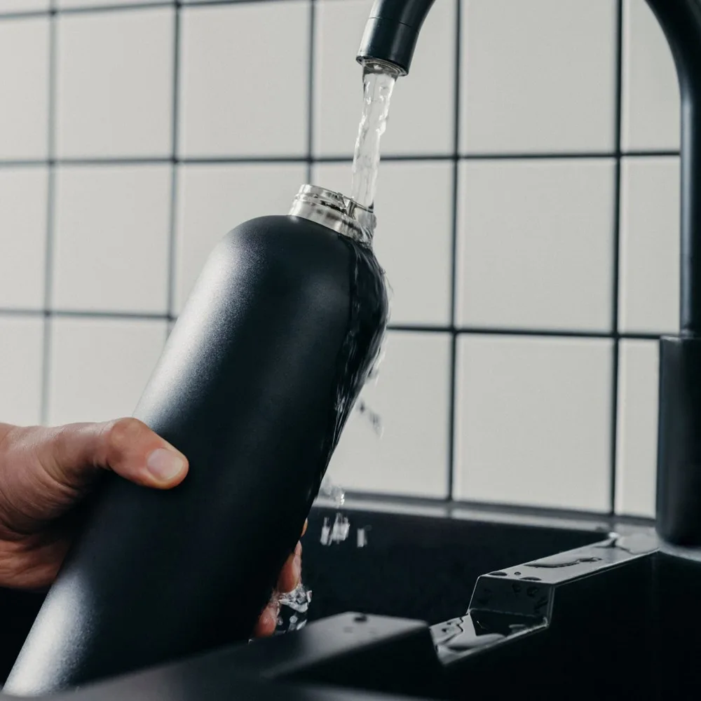 Waterdrop Roestvrijstalen Fles met Stalen dop 600ml productfoto 9 - Hidalgo-werbeartikel Waterdrop Roestvrijstalen Fles met Stalen dop 600ml — productfoto 9