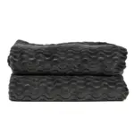 Sagaform Agnes fleece deken 130x170 cm donker grijs - Hidalgo Sagaform Agnes fleece deken 130x170 cm, donker grijs