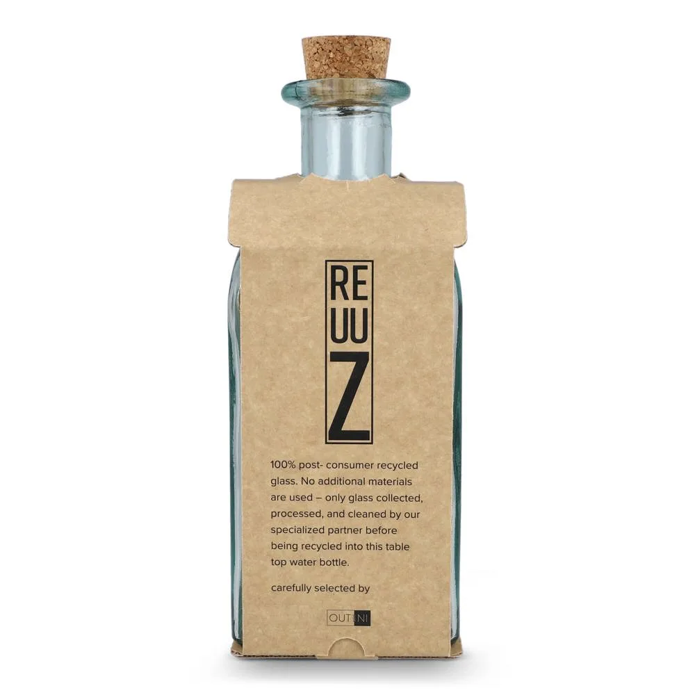 InSideOut Vierkante Gerecycled glas Waterfles ReuuZ met kurkstop 1L productfoto 5 - Hidalgo InSideOut Vierkante Gerecycled glas Waterfles ReuuZ met kurkstop 1L — productfoto 5