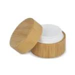 Lippenbalsem rond bamboe — productfoto 3
