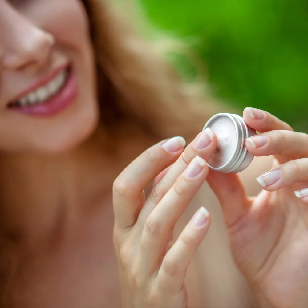 Lipbalm rond gerecycled aluminium blikje — productfoto 11