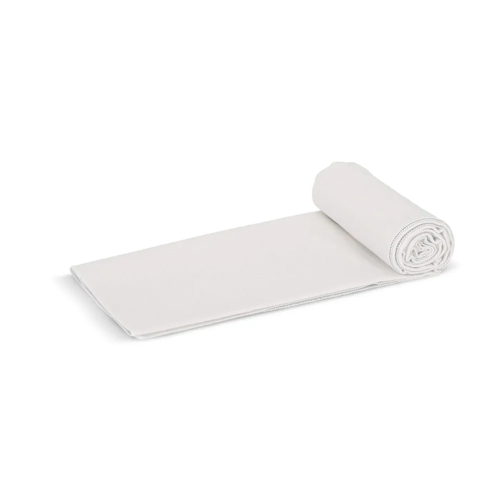 Sneldrogende handdoek R-PET 70 x 140 cm sublimatie productfoto 3 - Handdoekeninclusieflogo Sneldrogende handdoek R-PET 70 x 140 cm sublimatie — productfoto 3