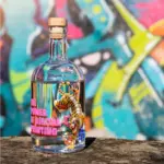 Trinkflasche Glas 1L mit Logo und Holzdeckel — Produktfoto 4