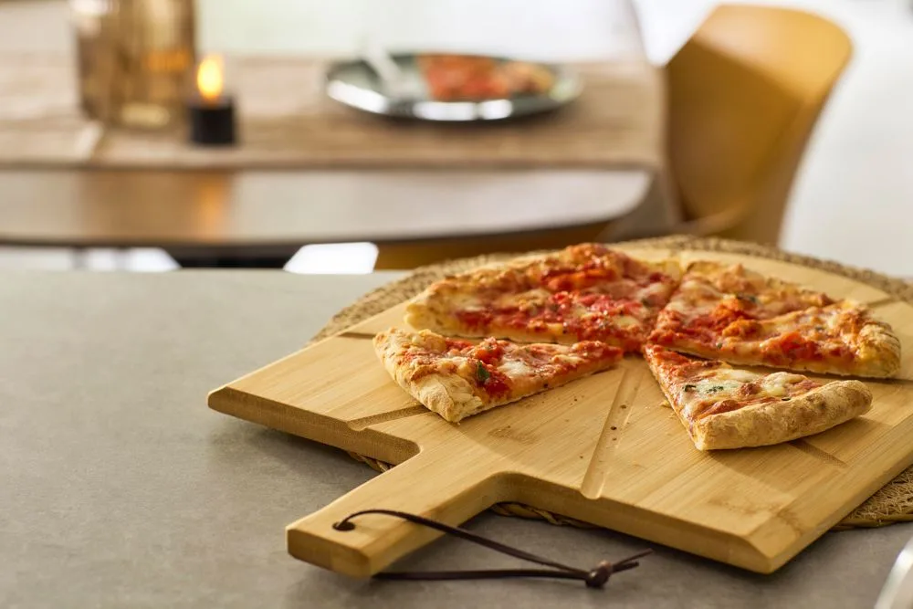 Pizzaplank Vale | Bamboe | Met snijder en spatel productfoto 16 - Hidalgo Pizzaplank Vale | Bamboe | Met snijder en spatel — productfoto 16