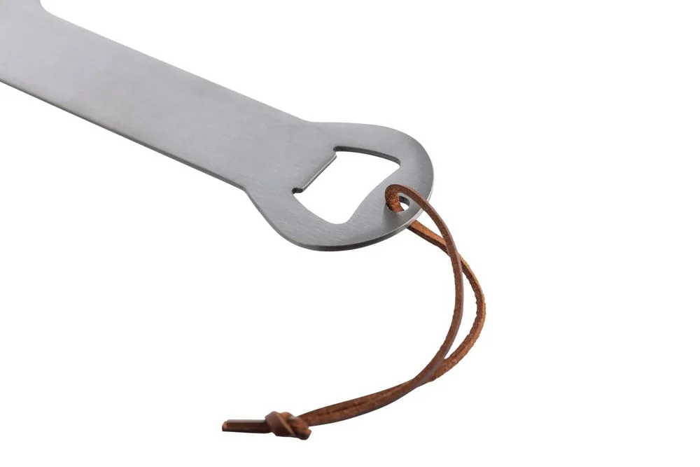 Grillreiniger met flesopener Elara productfoto 8 - Hidalgo-werbeartikel Grillreiniger met flesopener Elara — productfoto 8
