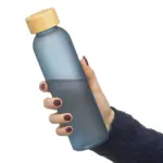 Glazen drinkfles (500 ml) Levi — productfoto 8