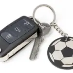 Recyclede roestvrijstalen voetbal sleutelhanger Ciro — productfoto 3