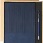 Gerecycled PU-notitieboek (A5) en balpenset Tarek — productfoto 1
