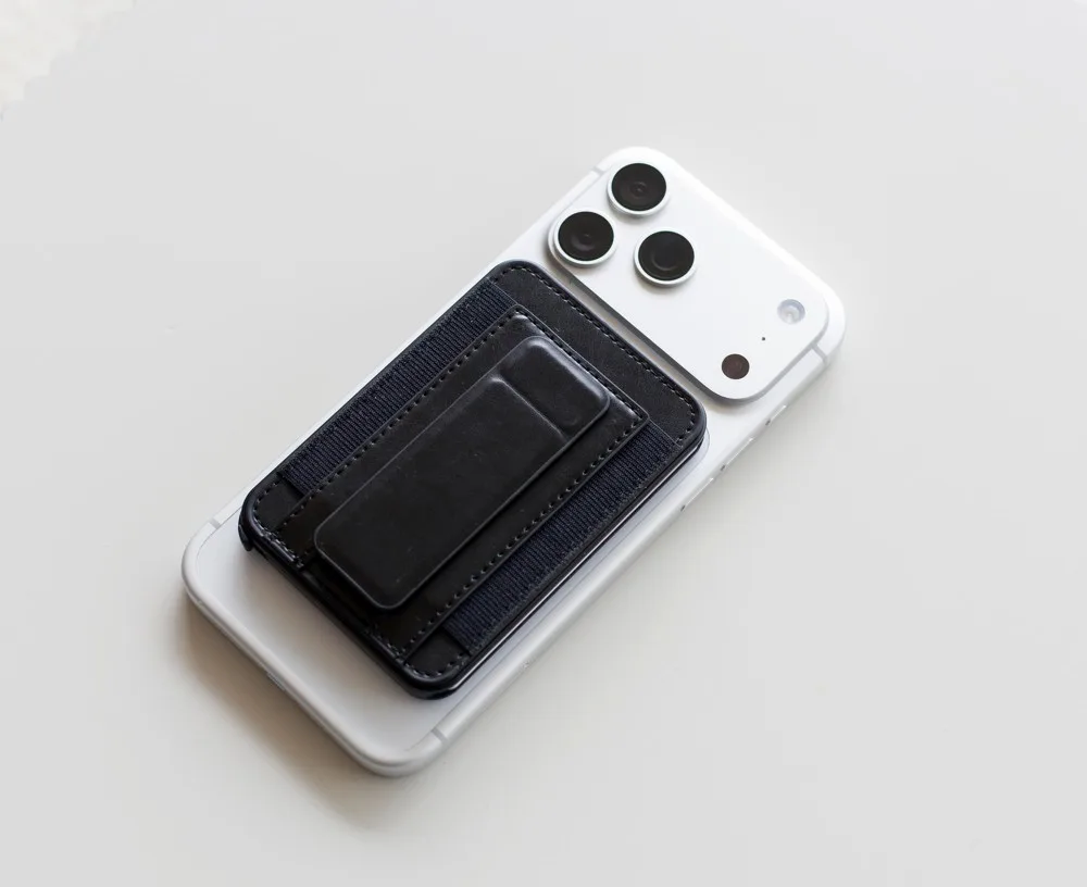 BrandCharger pasjeshouder Wally Stand Pro | Gerecycled productfoto 17 - Hidalgo-werbeartikel BrandCharger pasjeshouder Wally Stand Pro | Gerecycled — productfoto 17