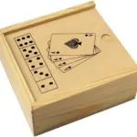 Houten doos met spellenset Myriam
