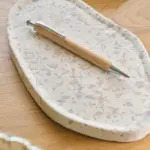 Holzkugelschreiber Marissa bedrucken blau schreibend Buche — Produktfoto 9
