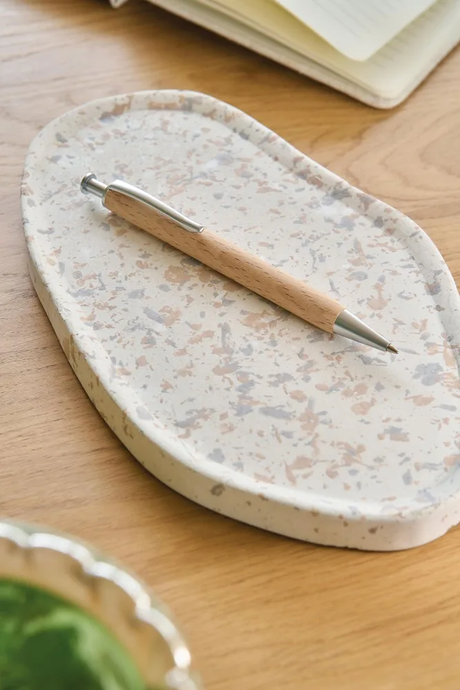 Holzkugelschreiber Marissa bedrucken blau schreibend Buche — Produktfoto 9