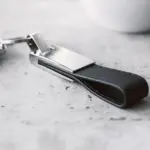 Sleutelhanger Keon | Staal en synthetisch leer — productfoto 5