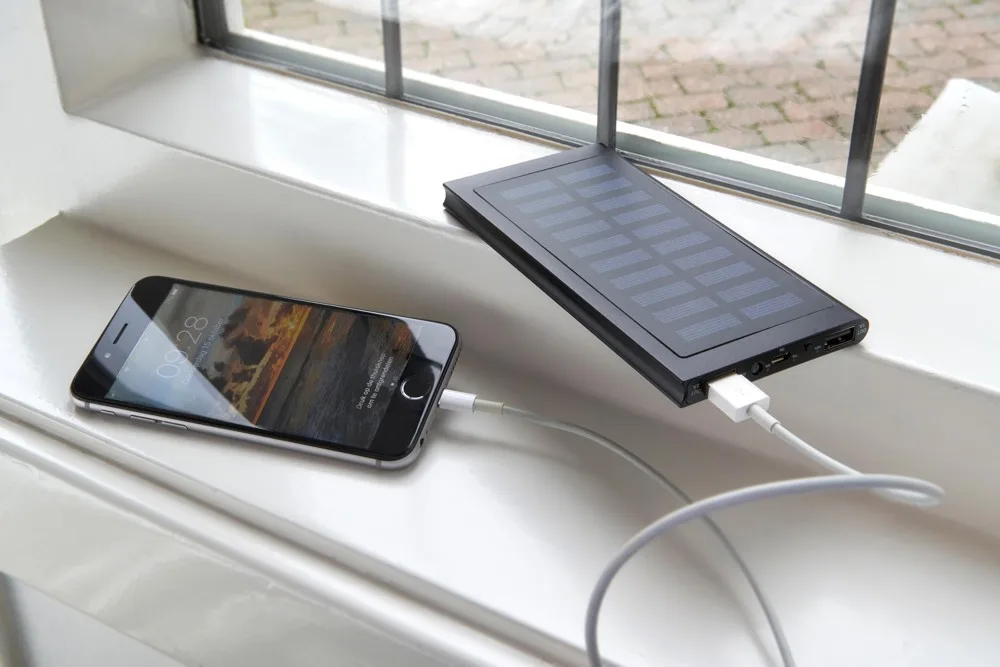 Zonne-energie powerbank Sonne | 8000 mAh productfoto 8 - Hidalgo Zonne-energie powerbank Sonne | 8.000 mAh — productfoto 8
