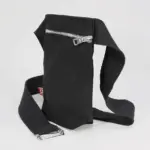 MERAN – Canvas schoudertas met ritssluiting en verstelbare riem — productfoto 4