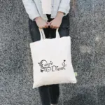 TRIER – Tas gemaakt van zwaar gerecycled katoen met korte handvatten — productfoto 2