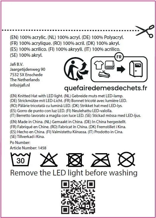 Gebreide muts met ledlamp — productfoto 2