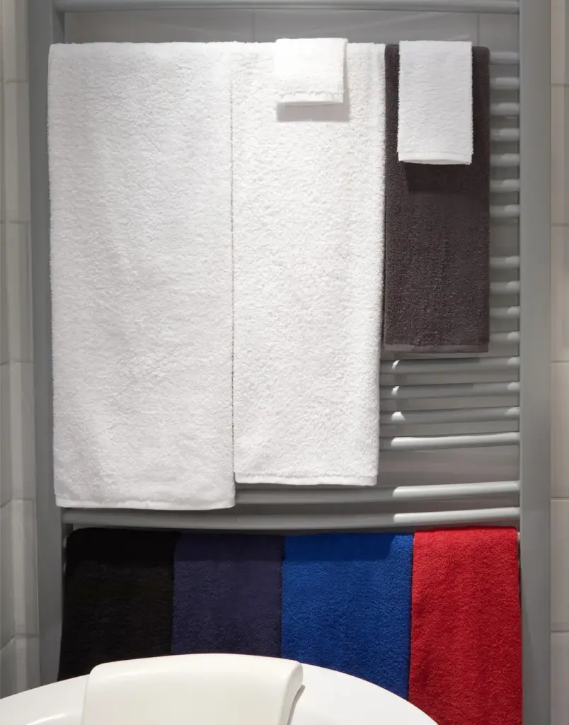 02864 - Volga Hand Towel CLASSIC, white