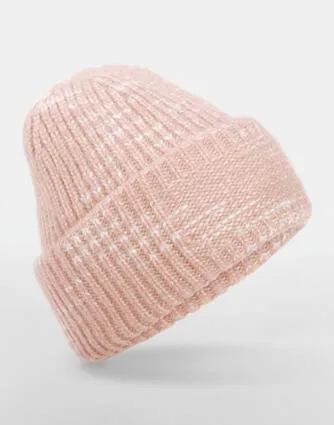 10069 - Chunky Knitted Patch Beanie, strawberry haze — productfoto 3