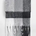 15569 - Fluffy Check Scarf, grey check
