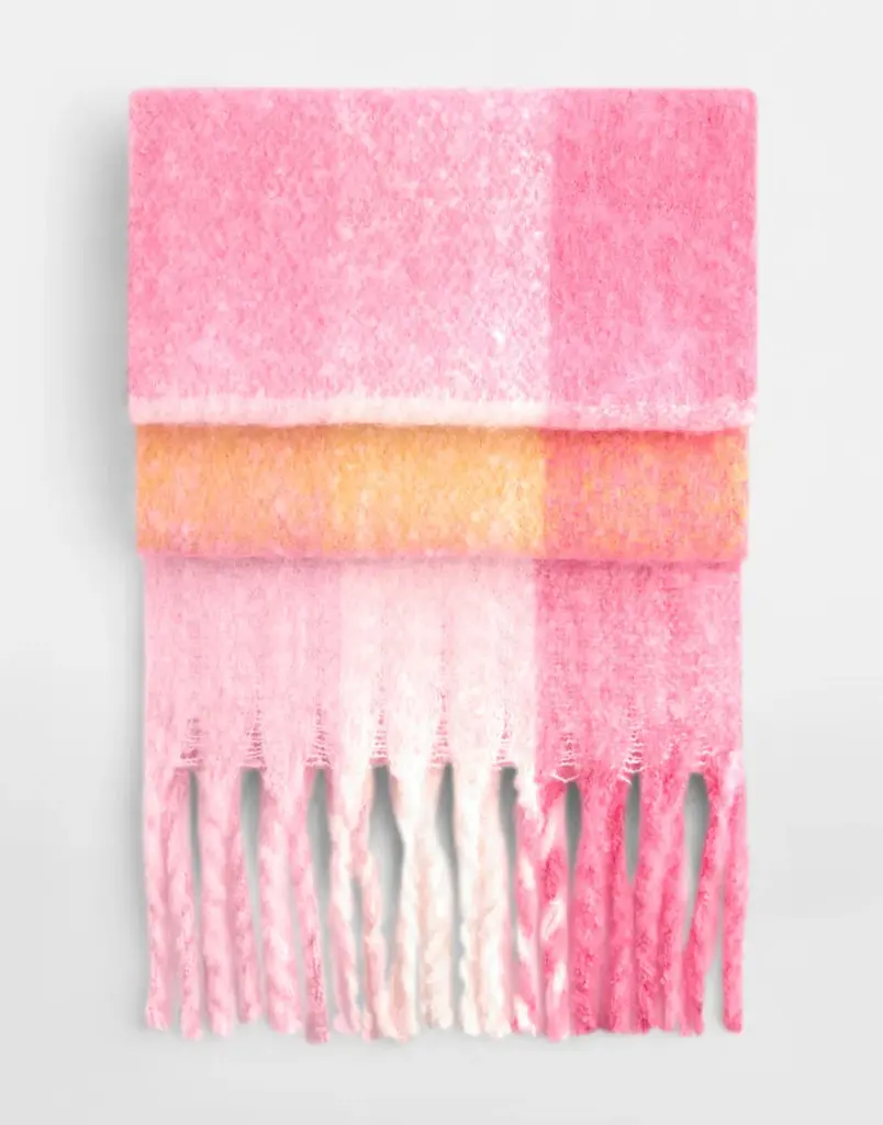 15569 - Fluffy Check Scarf, pink check — productfoto 2
