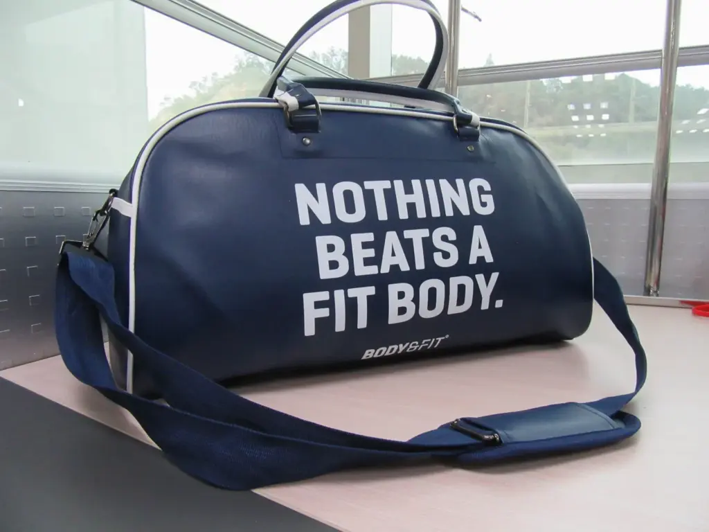 Sportliche Retro Classic Tasche — Produktfoto 2